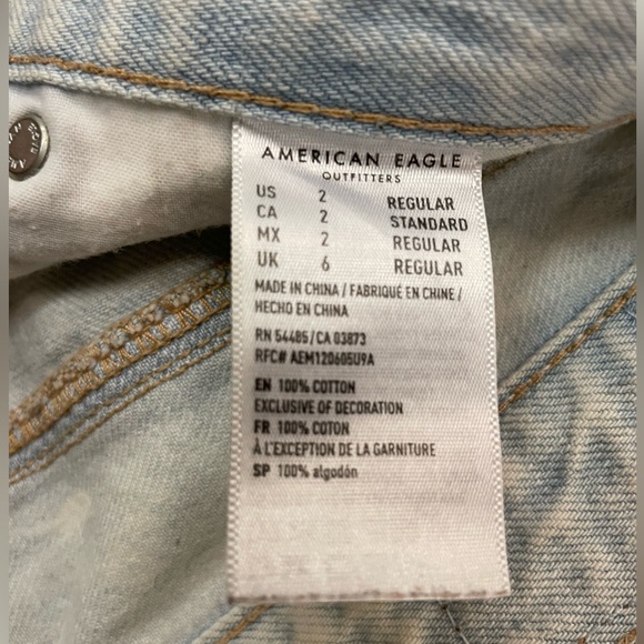 American Eagle High Waisted Jeans - Picture 5 of 13